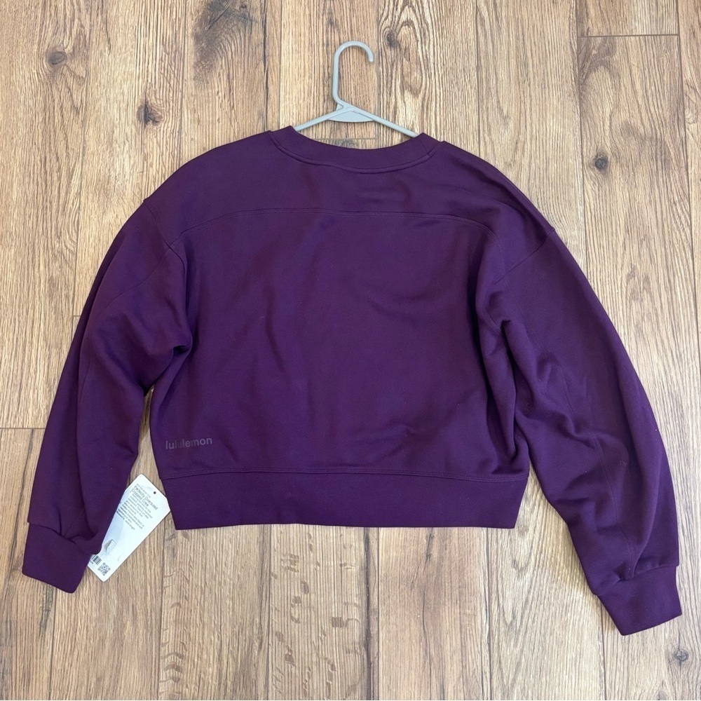NWT Lululemon Perfectly Oversized Cropped Crew Size 6 In Darkest Magenta - Picture 2 of 6